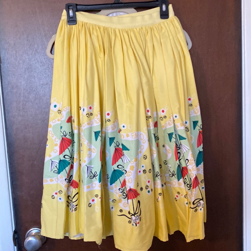 Pinup Couture Yellow Circle Skirt with Parasol/Umbrella Print Mary Blair
